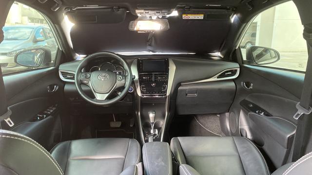 Yaris XLS 19/19 Branco pérola mais que completo - Foto 14