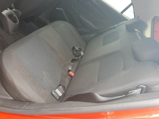 Onix motor 1.0 ano 2017 - Foto 13