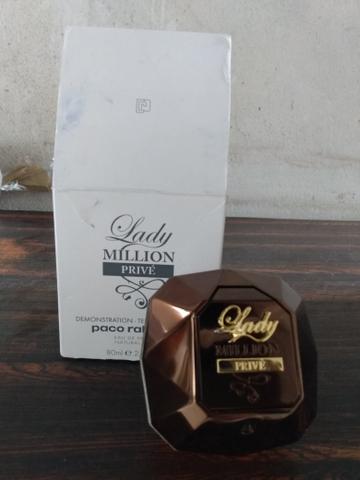 Lady million prive