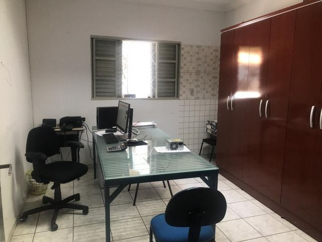 Casa térrea de esquina - Setor Morais, Bairro Feliz - Foto 3