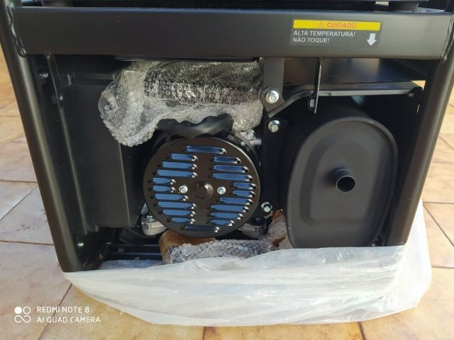 Gerador de Energia A Gasolina 2500W TG2800CXE Toyama Bivolt - Foto 6