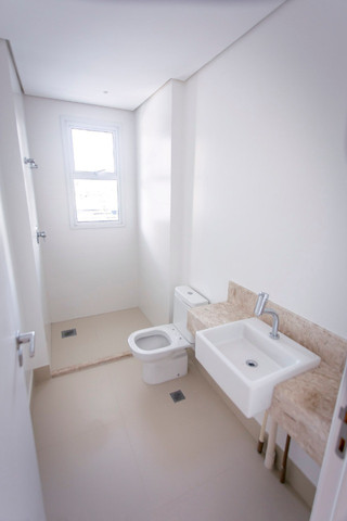 Terezina 275 em Manaus, AM - 5 suítes, 539 m² - Financiamento Direto! - Foto 4