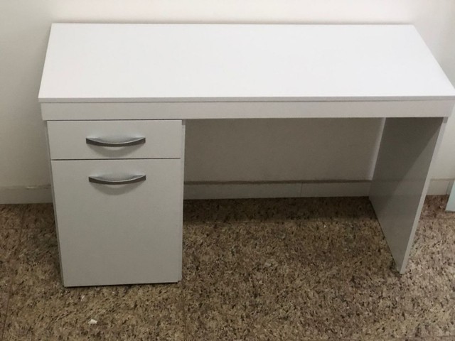 Escrivaninha nova montagem grátis  - Foto 4