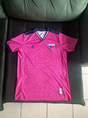 camisa rosa do fortaleza