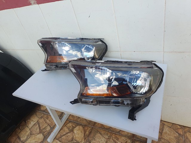 Farol Ford Ranger 17/21 Original