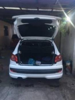 Peugeot 207 xr 1.4 2011 ( passo financiamento) - Foto 2