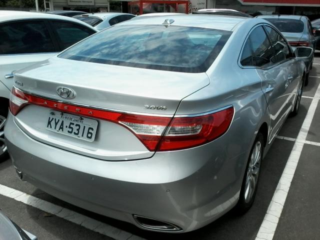 Hyundai Azera 3.0 V6 4P