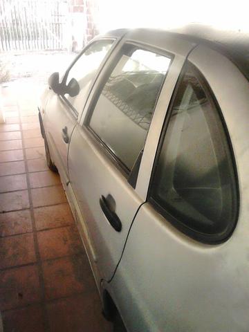 Vendo carro um polo classic 98 motor AP 1.8 - Foto 7