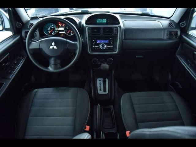 MITSUBISHI PAJERO TR4 2015/2015 2.0 4X2 16V 140CV FLEX 4P AUTOMÁTICO - Foto 4