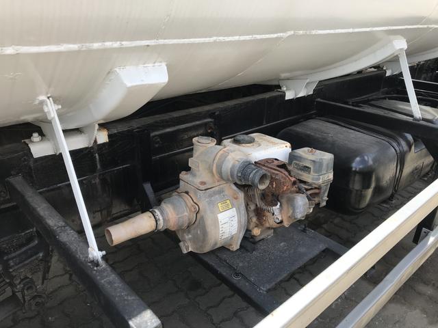 Ford cargo 1517 pipa - Foto 5