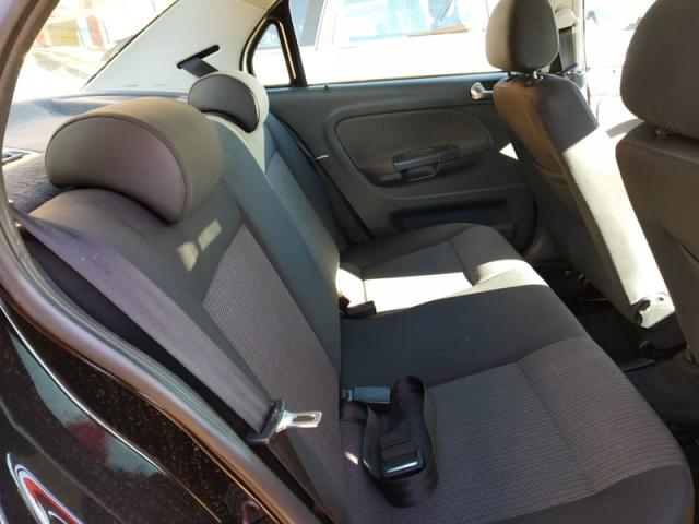 VOLKSWAGEN VOYAGE 1.0 8V G5 4P 2010 - Foto 8