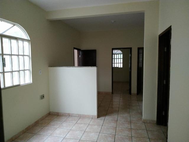 (R$175.000) Casa c/ 03 Quartos, Varanda Grande e Garagem no Bairro Santa Rita (parte alta) - Foto 4