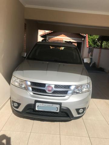 Fiat Freemont Precision 2.4 6 marchas 7 lugares 2014 - Foto 4