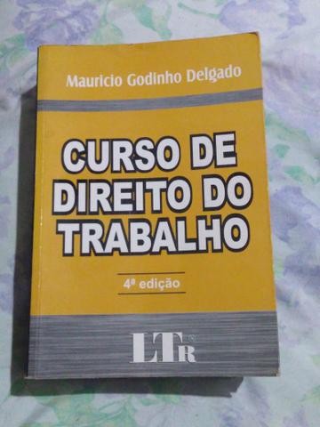 Vendo livro de curso de direito do trabalho