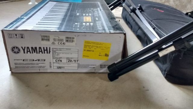 Teclado Yamaha PSR-E343