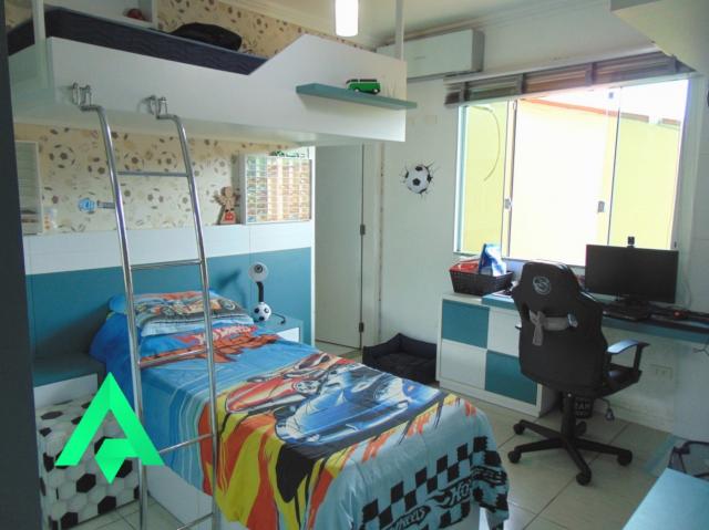 Lindíssima casa com piscina, no Bairro da Velha!! - Foto 10