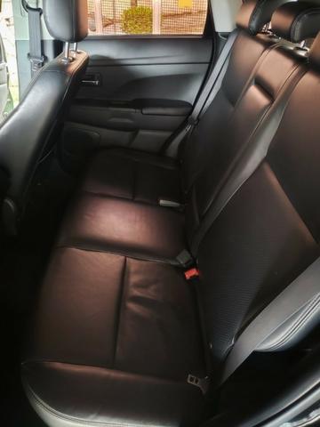 Vendo Carro ASX 4x4 com teto - Foto 3