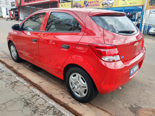 Onix motor 1.0 ano 2017 - Foto 6