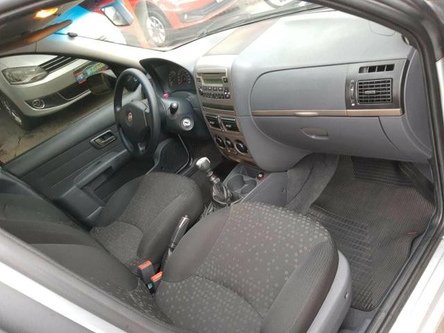 Palio attractive motor 1.4 ano 2011 - Foto 12