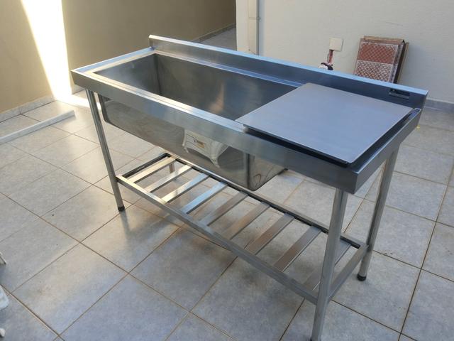 10x SEM JUROS* Coifas, mesas, pias, bancadas em inox - Foto 2