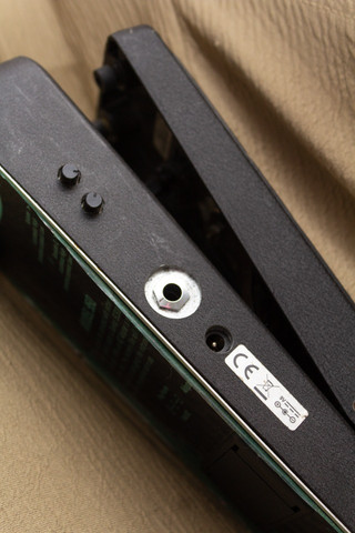 Pedal de Wahwah Dunlop CryBaby 95Q c/ Boost - Foto 2