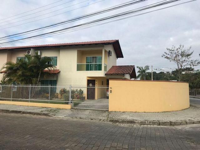 Casa à venda com 3 dormitórios em Bom retiro, Joinville cod:KR736