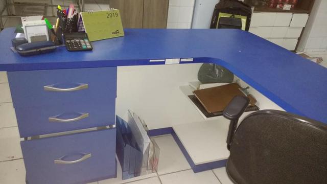 Mesa escritorio em L - Foto 2