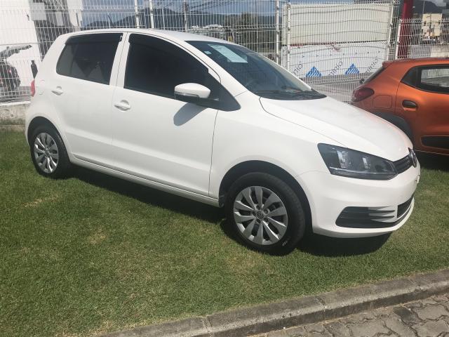 VOLKSWAGEN FOX 2017/2017 1.0 MPI TRENDLINE 12V FLEX 4P MANUAL - Foto 2