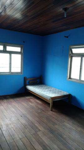 Alugo quarto para Homens tenho 3 livres - Foto 5