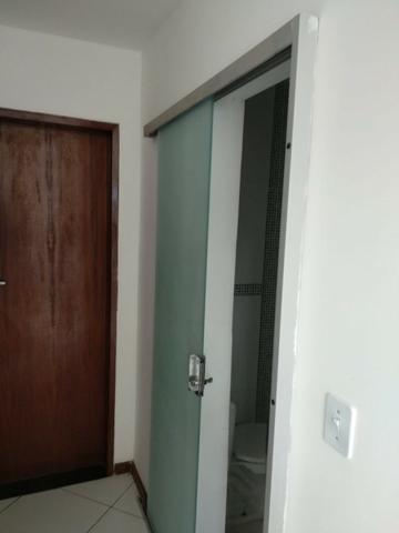 Apartamento reformado em condomínio fechado no sobradinho - Foto 2