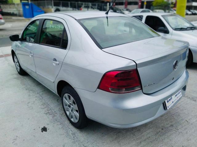 Voyage 2010/2011 1.0 mi 8v flex 4p manual em joinville - Foto 4