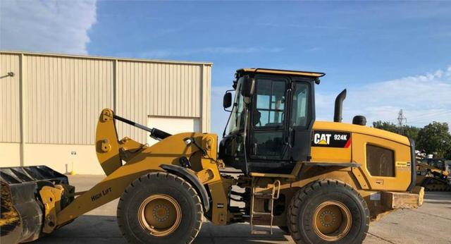 Pá Carregadeira Caterpillar 924K 2015