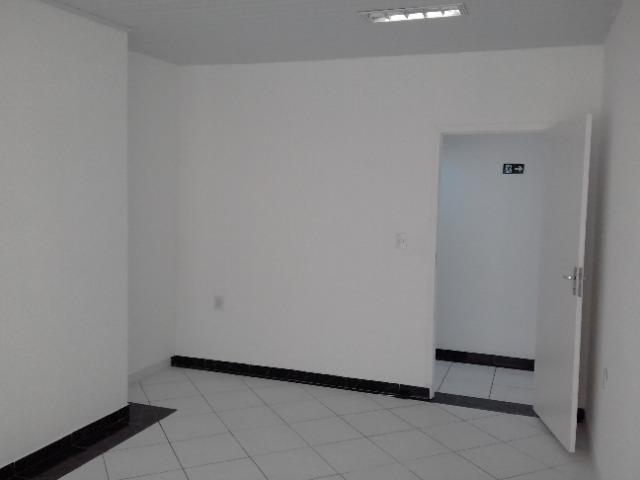 Salas comerciais em Várzea Paulista - SP. Excelente para, estética, escritório, lojas etc - Foto 6