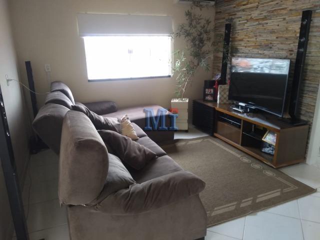 Casa com excelente localização em Barra Velha/SC. Contato: (47) 9 *