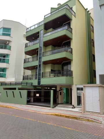 QUADRA MAR. Pé na areia. 2 quartos. Meia Praia, Itapema - Foto 18