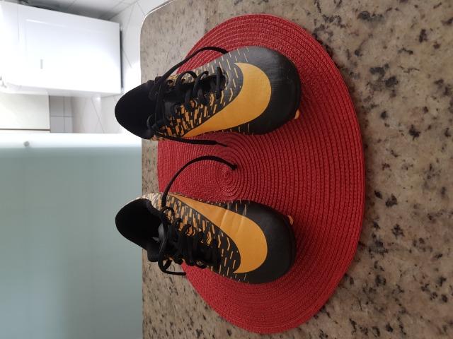 Chuteira com trava, Nike nº 39 - Foto 2