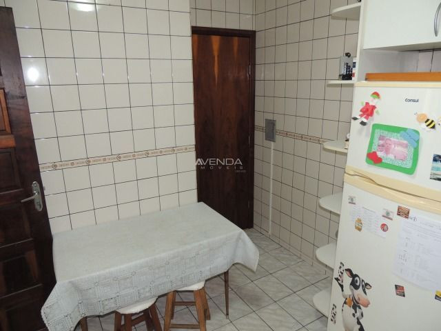 Casa térrea em ótima localização, contendo 3 dormitórios sendo 01 suíte - Foto 18