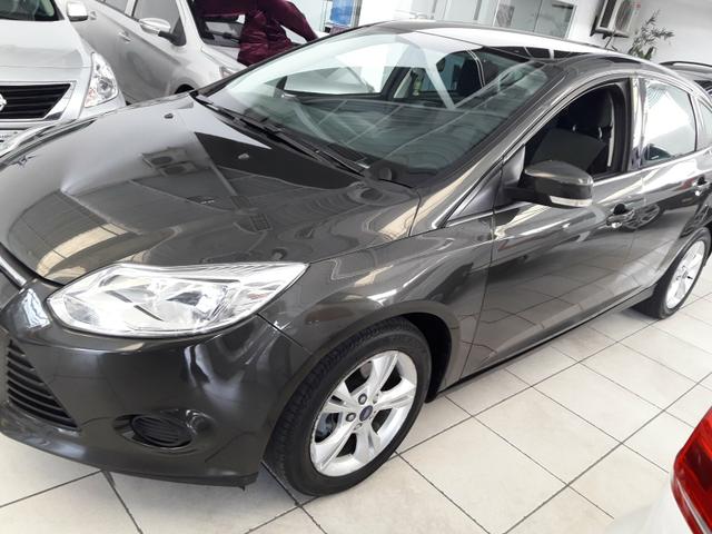 Ford focus 1.6 automático 2014 aceito trocas - Foto 10