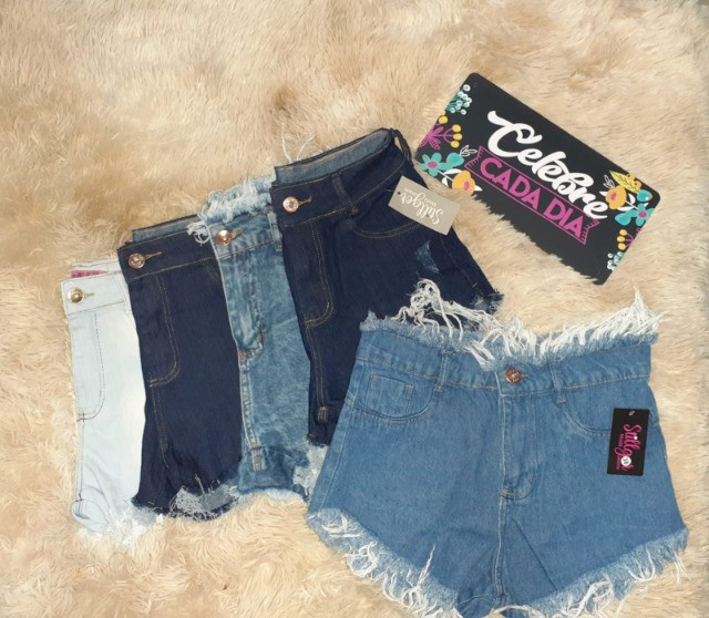 short jeans cintura alta desfiado