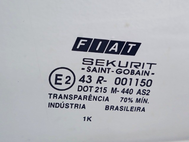 908 Vidro traseiro direito Fiat Palio 1997 á 2010 - Foto 3