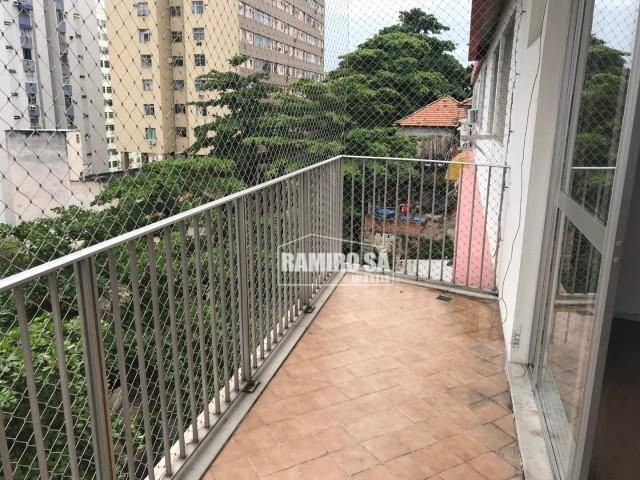 Apartamento com 2 dormitórios para alugar, 70 m² por R$ 1.200,00/mês - Estácio - Rio de Ja