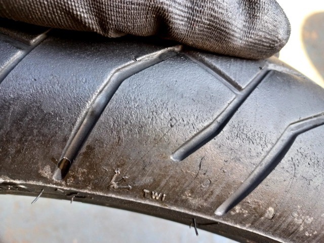 Pneu Pirelli Diablo 120/70-17 - Foto 3