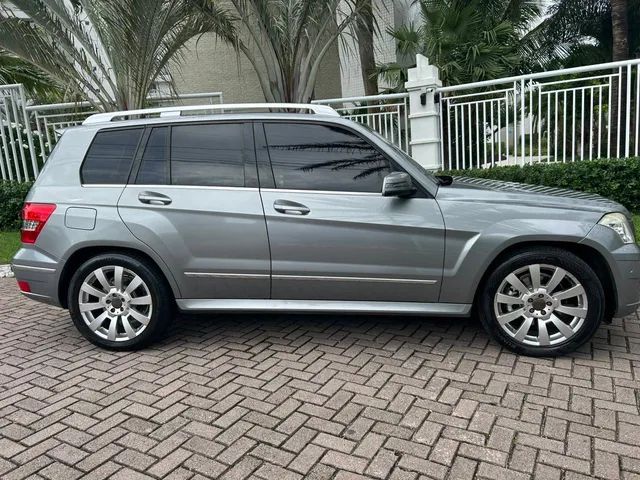 Mercedes Glk 300 4x4 v6 automático 4 portas Perfeita