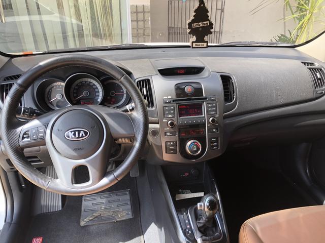 Cerato 2011 carro extra - Foto 8