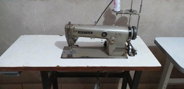 Máquina reta R$700 e overloq 1500 industriais
