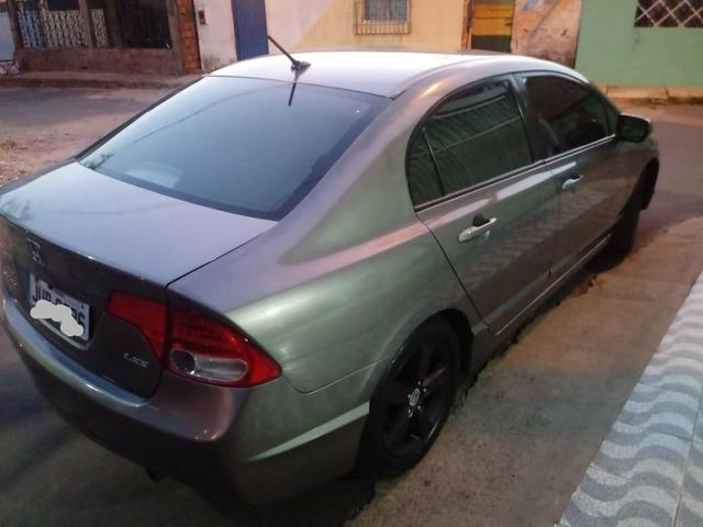 Vendo ou troco new civic por moto acima de 600cc - Foto 3