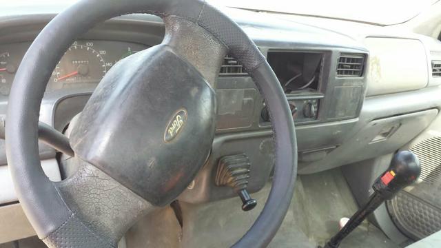 Ford f12000 2001 - Foto 3