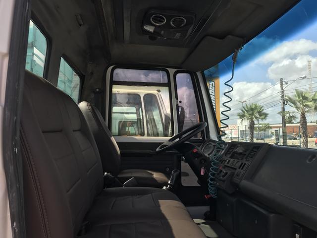 Ford cargo 1517 pipa - Foto 6