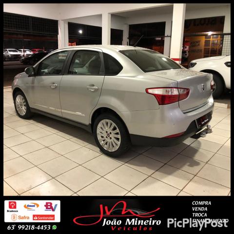 Grand Siena Essence 1.6 Automático - Foto 3