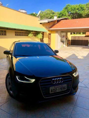 Audi a4 ambiente com teto